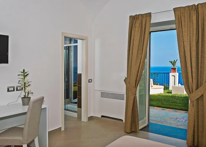 Gianlica Πανσιόν Praiano